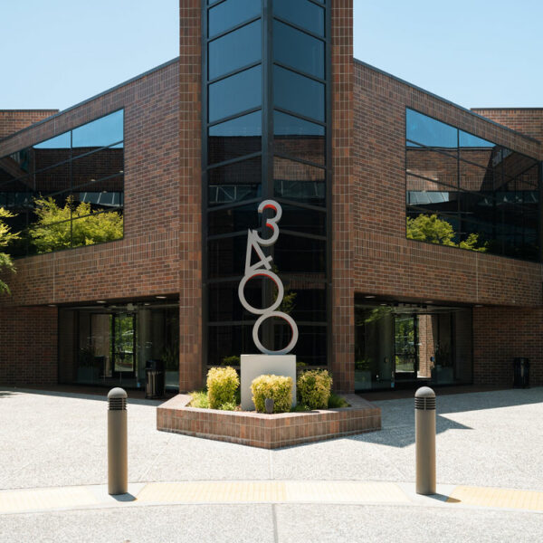 Exterior of Roseville, California Loan Production Office